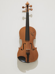 Laurie Anderson. Self-Playing Violin. 1974