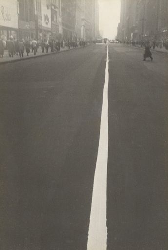 Street Line, New York fotograferet af Robert Frank