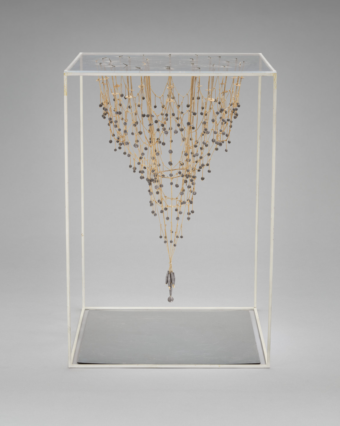 Aurèlia Muñoz, Antoni Gaudí. Study of a catenary arch for the Gaudí crypt at Colonia Güell. 1996