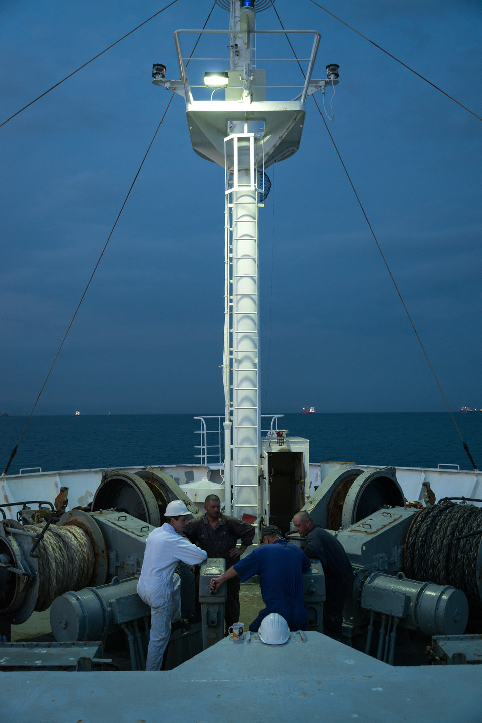 Enrique Ramírez. Ocean 33 ° 02&#39;47 &#34;S / 51 ° 04&#39;00” N. 2013