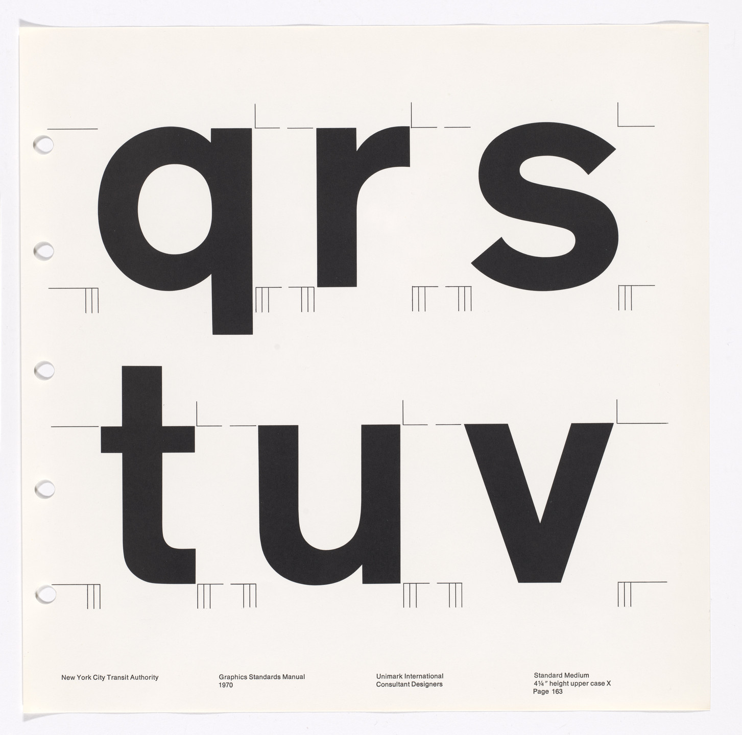 Massimo Vignelli, Bob Noorda, Unimark International Corporation, New York. New York City Transit Authority Graphics Standards Manual. 1966-70