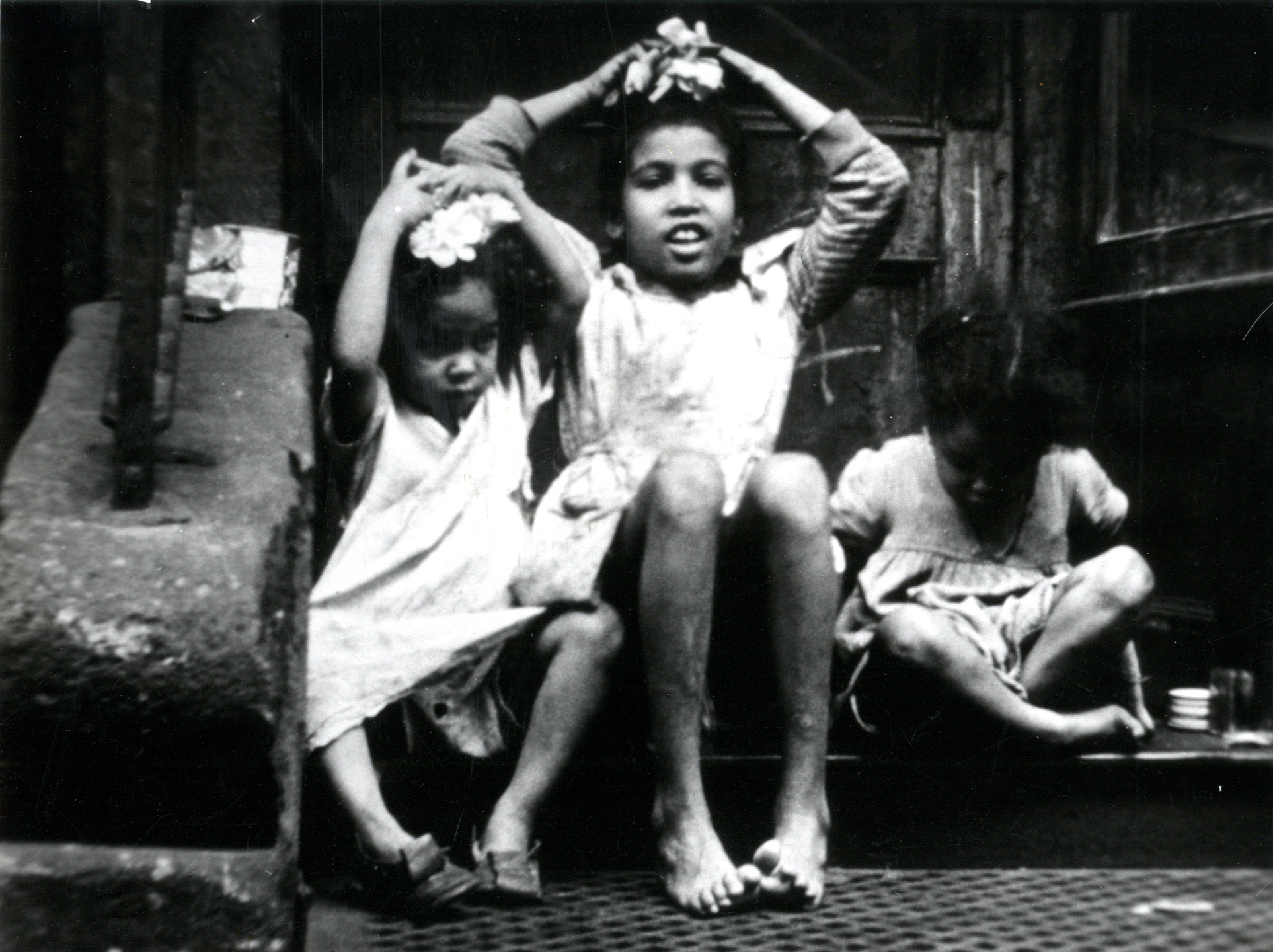 Helen Levitt, Janice Loeb Levitt, James Agee. In the Street. 1952