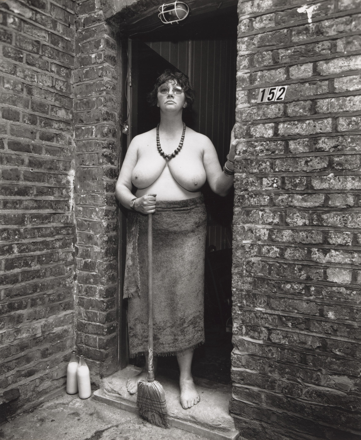 Jo Spence, Terry Dennett. Remodelling Photo History: Colonization. 1981-82