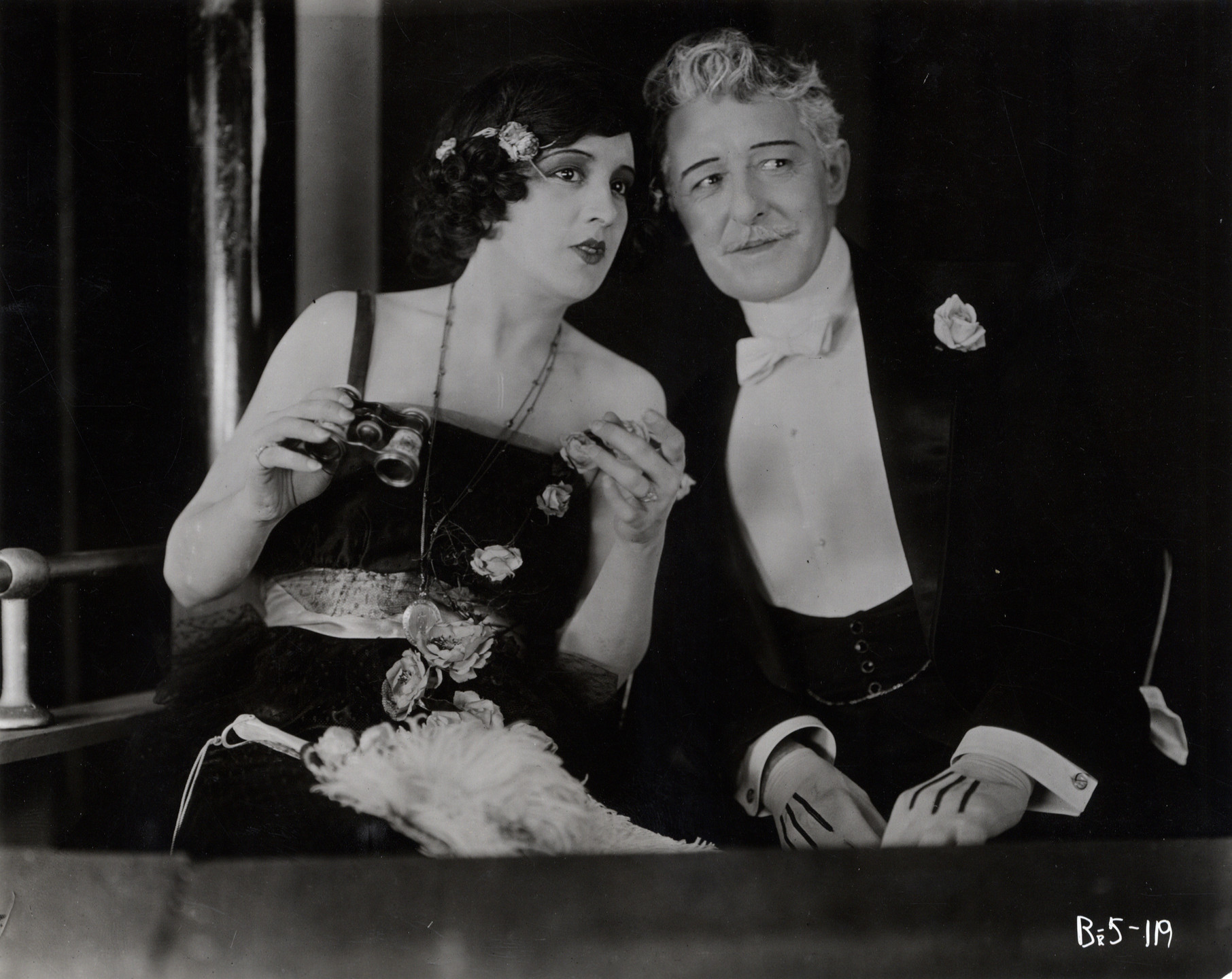 Charles J. Brabin. While New York Sleeps. 1920