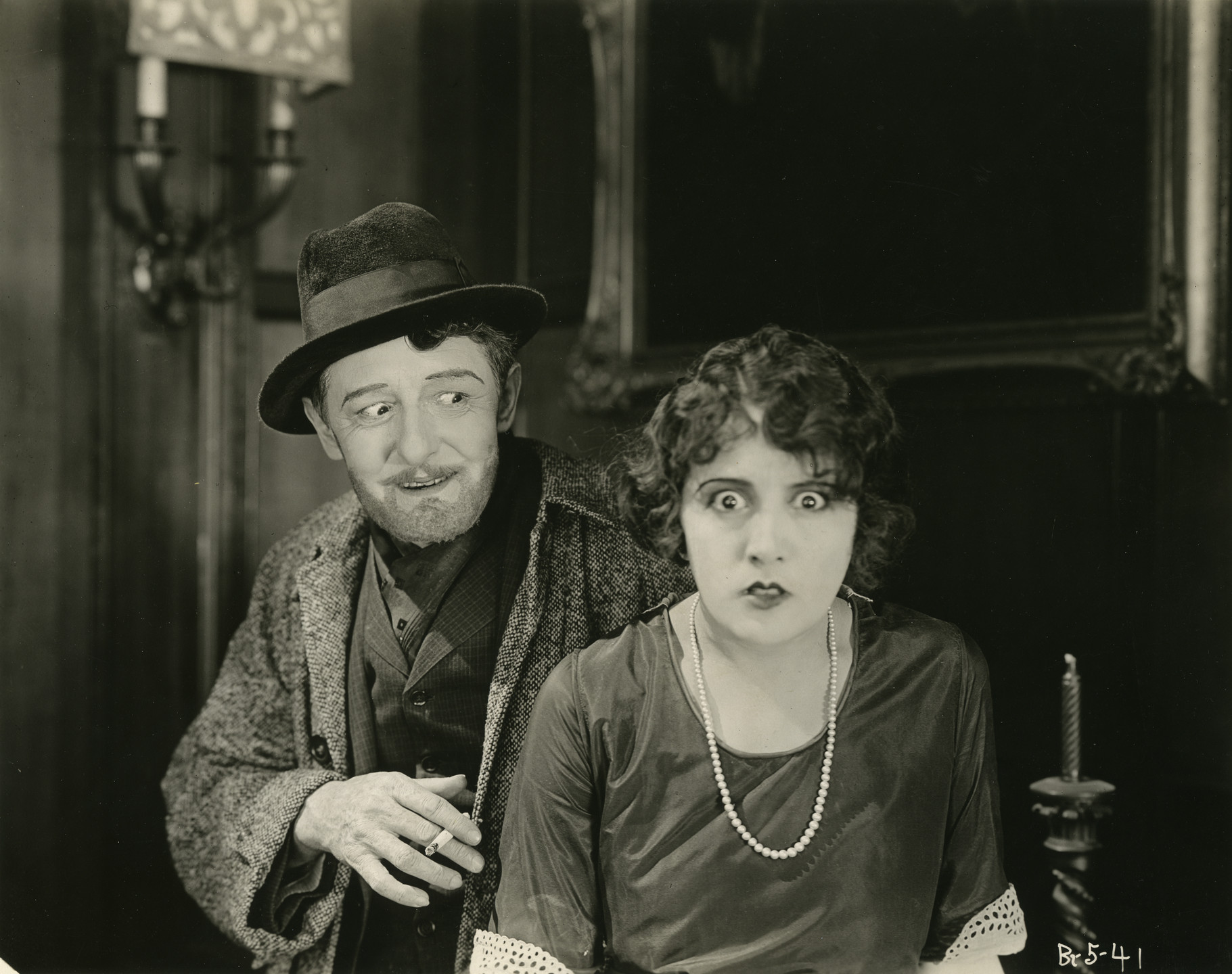 Charles J. Brabin. While New York Sleeps. 1920