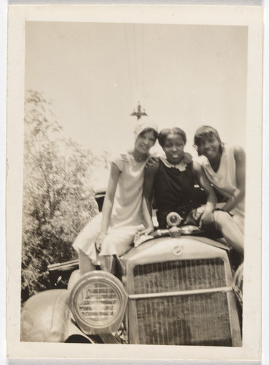 Unidentified photographer. Untitled. c. 1930