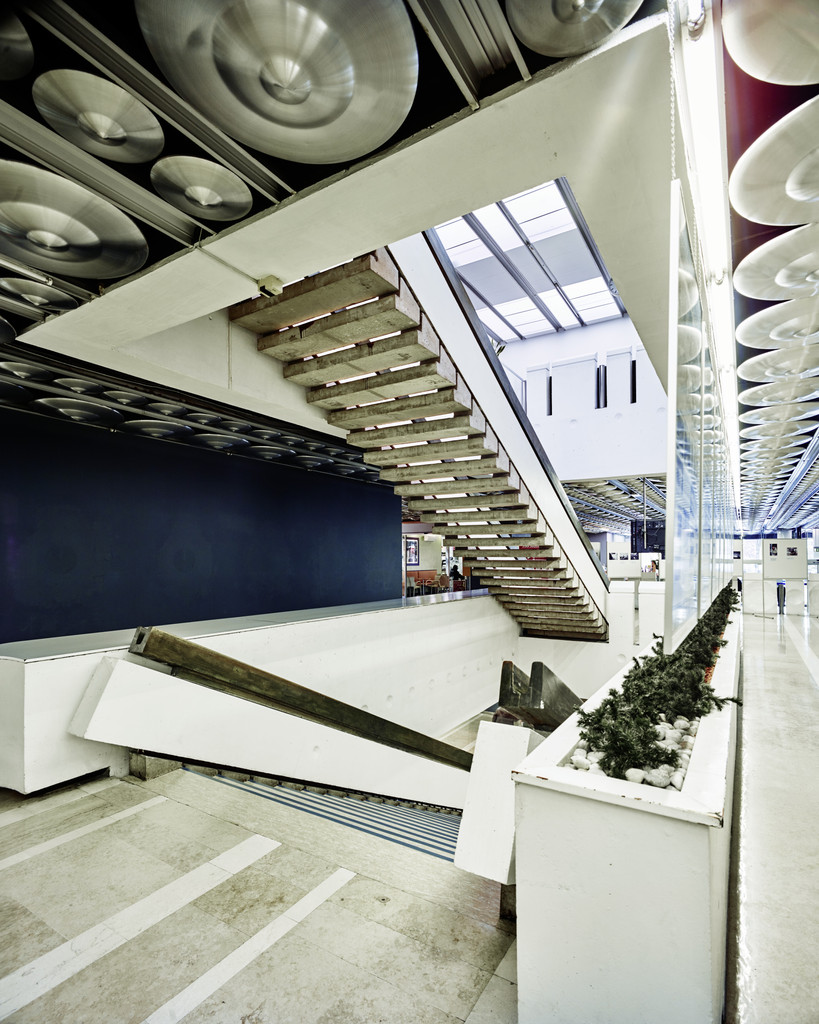 Diagnostic and Therapeutic Wing of the University Medical Center, Ljubljana, Slovenia (Interior view of staircase, 2016)