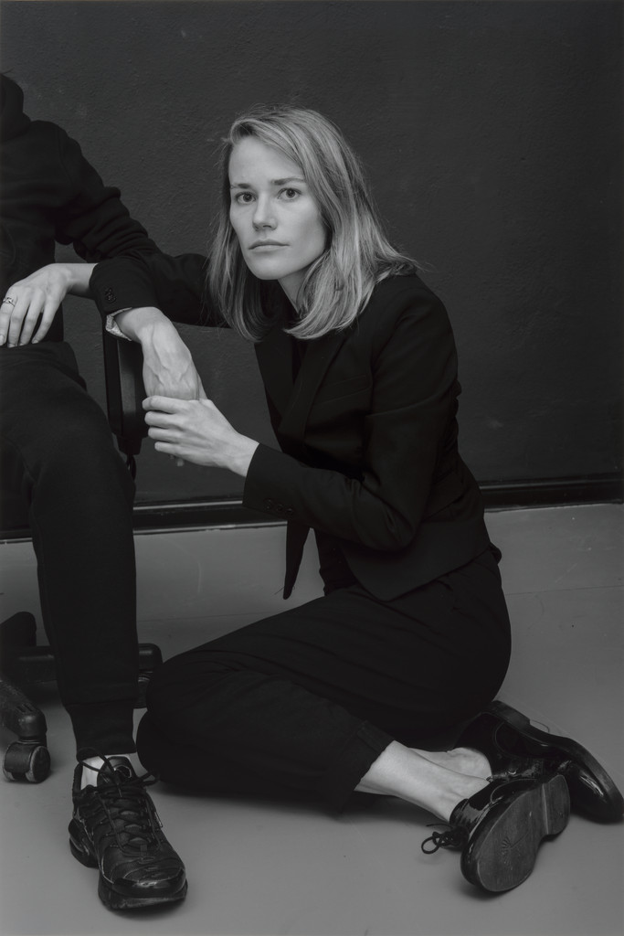 Untitled from the series Gesellschaft beginnt mit drei