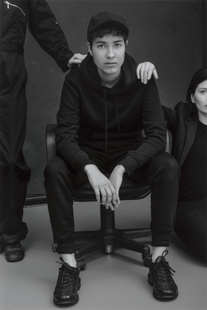 Untitled from the series Gesellschaft beginnt mit drei