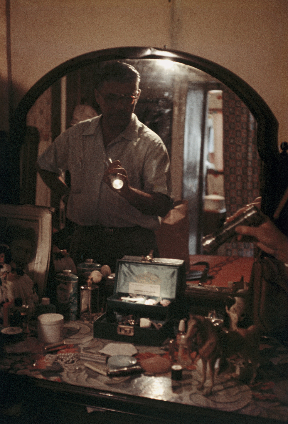 Gordon Parks. Untitled, Chicago, Illinois. 1957