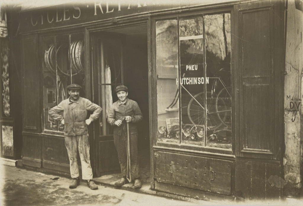 Cycles, Pneu Hutchinson, France