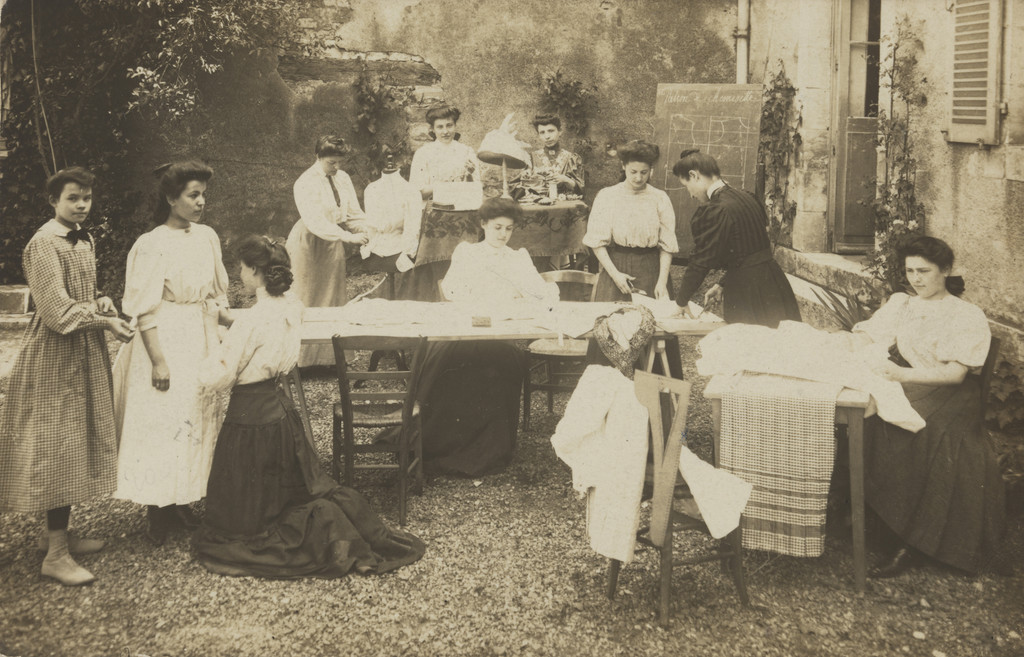 Couturières au travail,  France