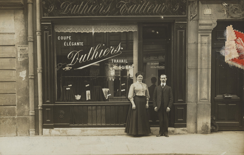 Duthiers Tailleur, Coupe élégante, Travail soigne, Paris
