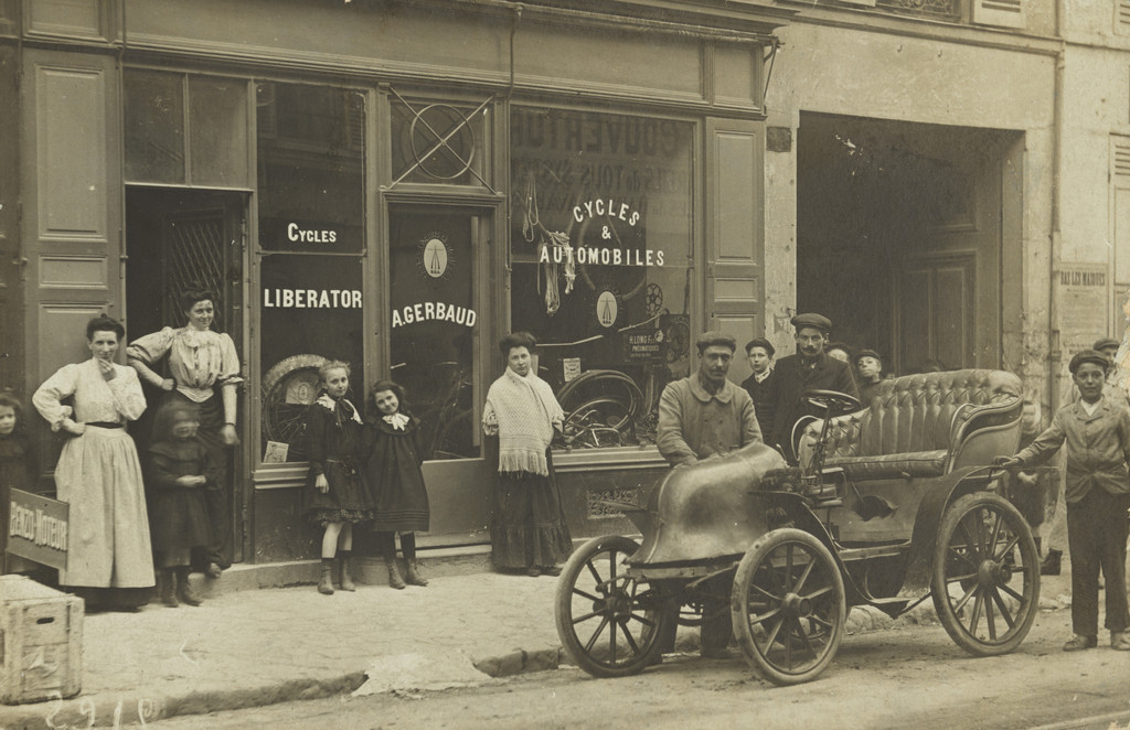 Magasin de cycles & automobiles, A. Géraud, 41, rue de Paris, Photo G. Blanc,  Maisons-Laffitte