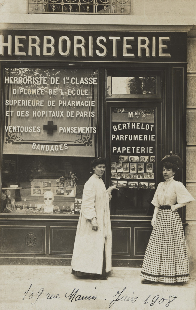 Herboristerie, Herboriste de 1re classe, Parfumerie - papeterie, Mme Berthelot, 109, rue Manin, Paris