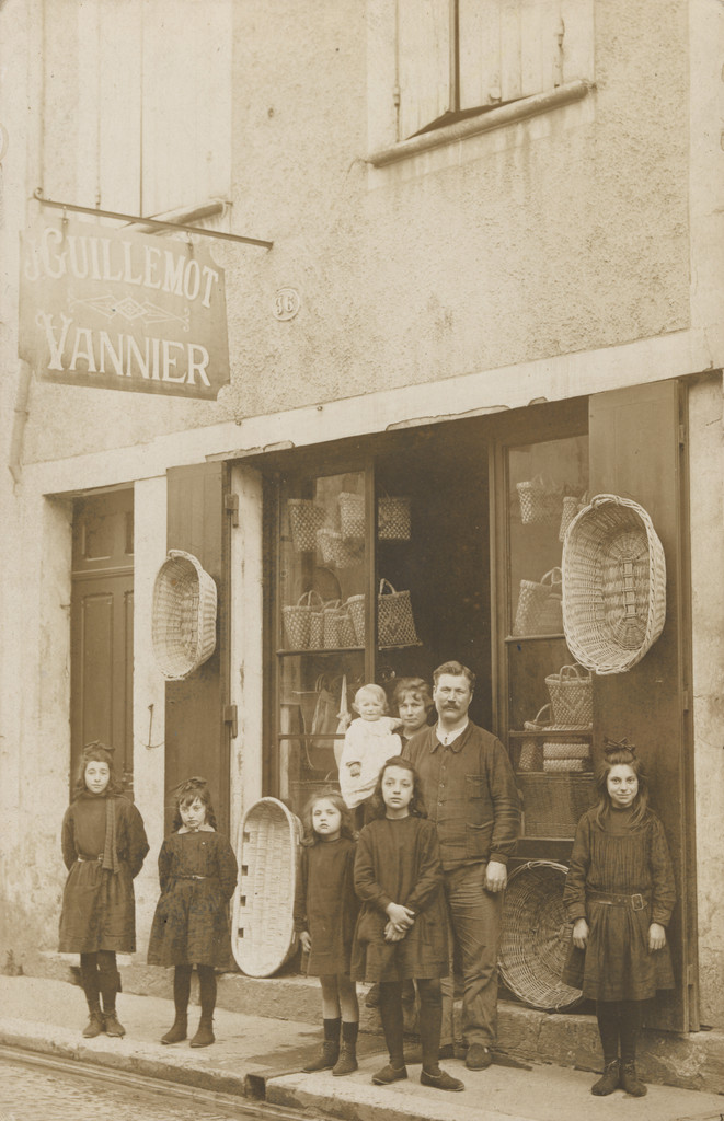 J. Guilleminot, Agen