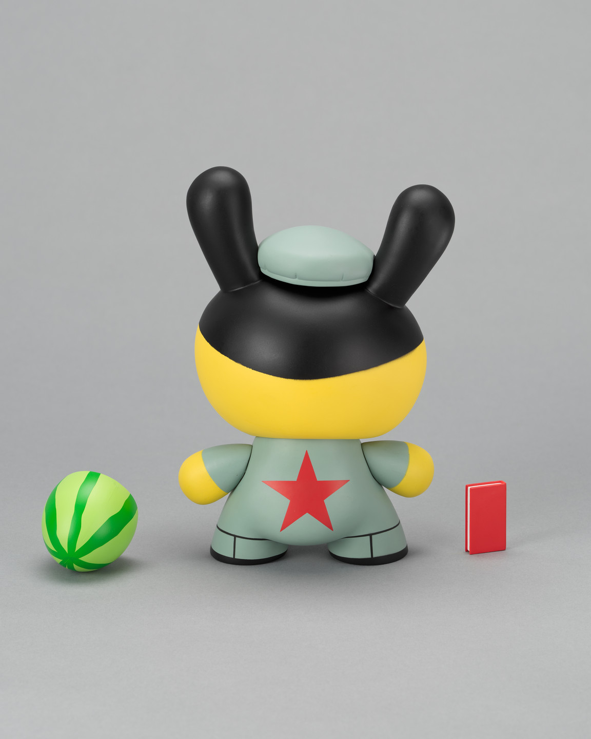 Paul Budnitz, Tristan Eaton, Frank Kozik. Mao Dunny. 2005
