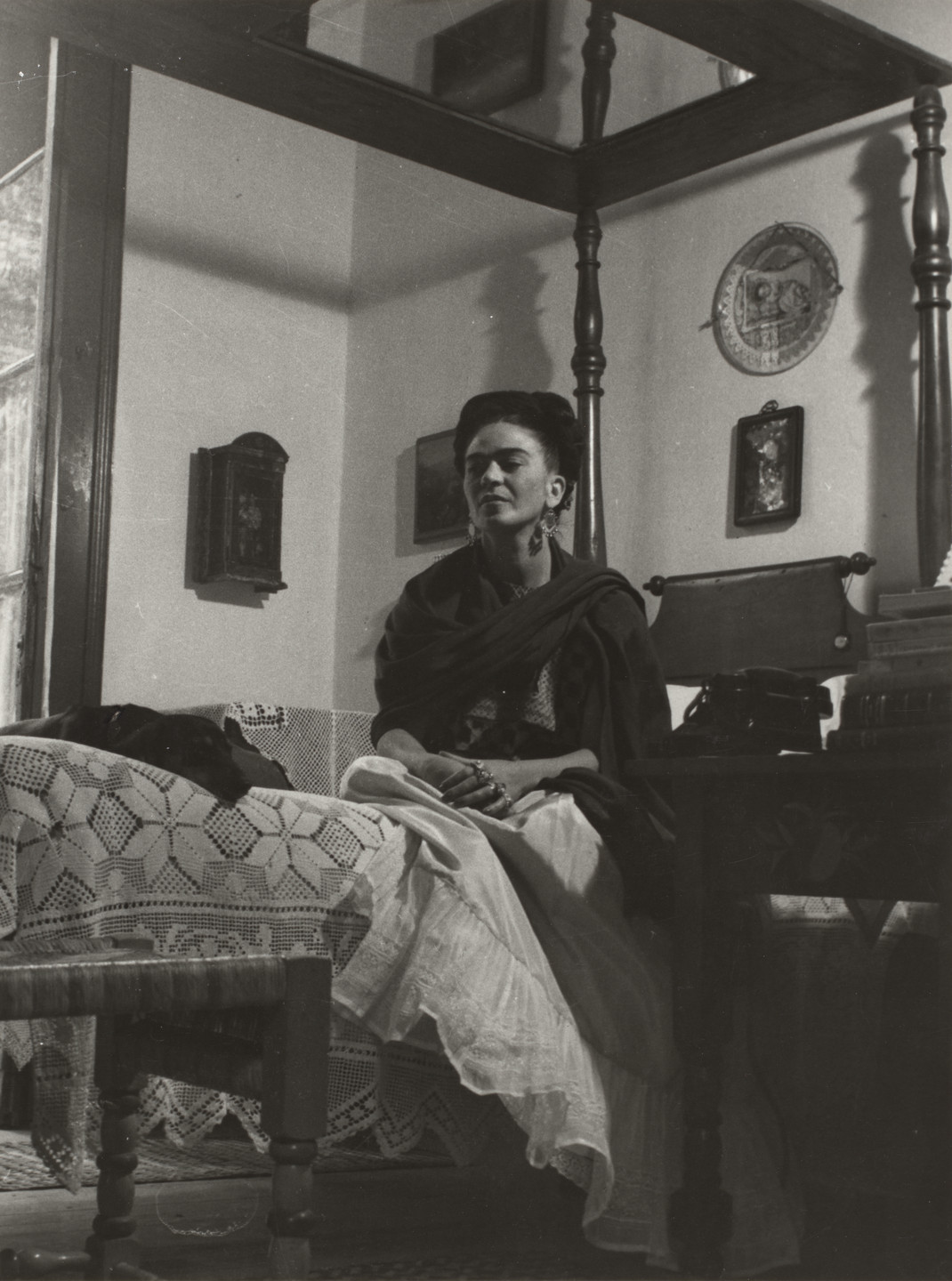 Lola Alvarez Bravo. Frida Kahlo. c. 1945