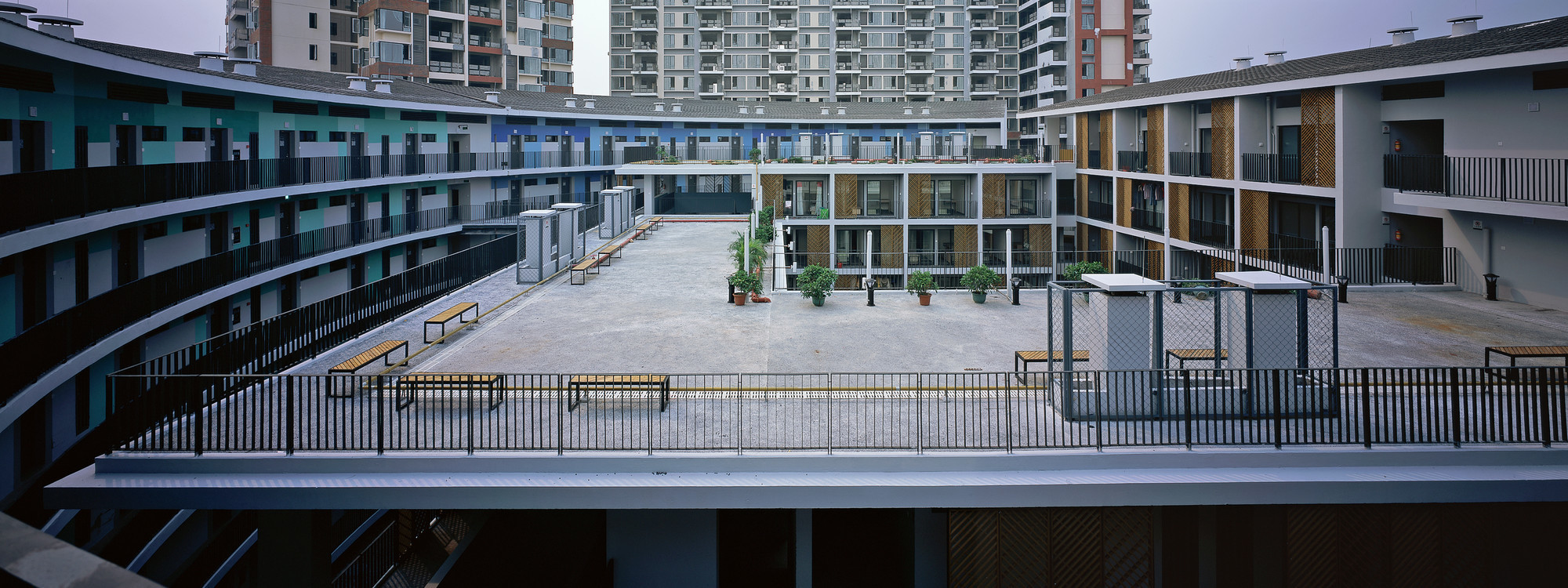 Xiao Du Liu, Yan Meng, Hui Wang, Chaoying Yang. Tulou Collective Housing, Nanhai, Guandong, China