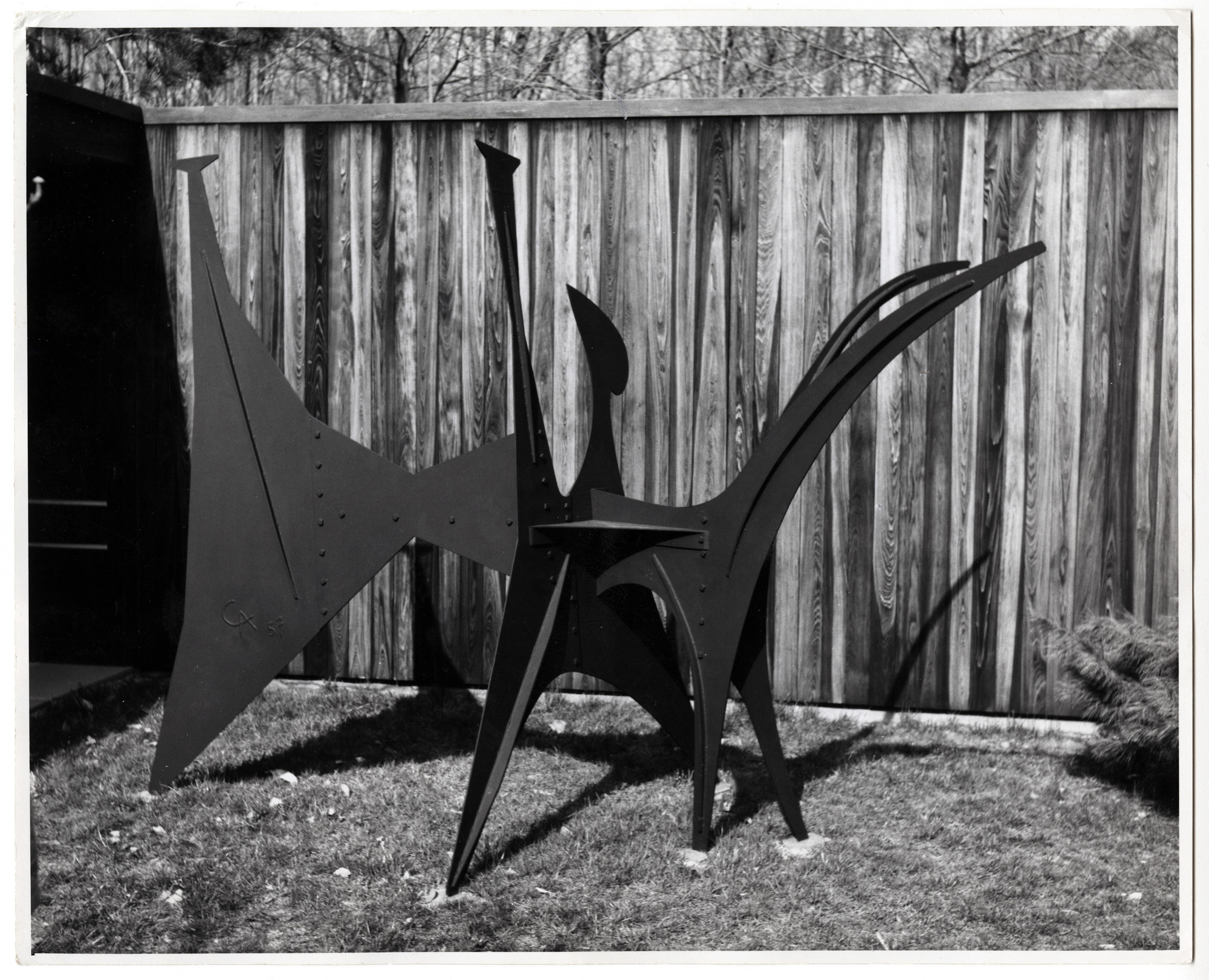 Alexander Calder. Black Beast II