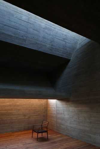 Dong Gong, Shengliang Su. Seashore Library - Aranya, Heibei, China. 2014–2015