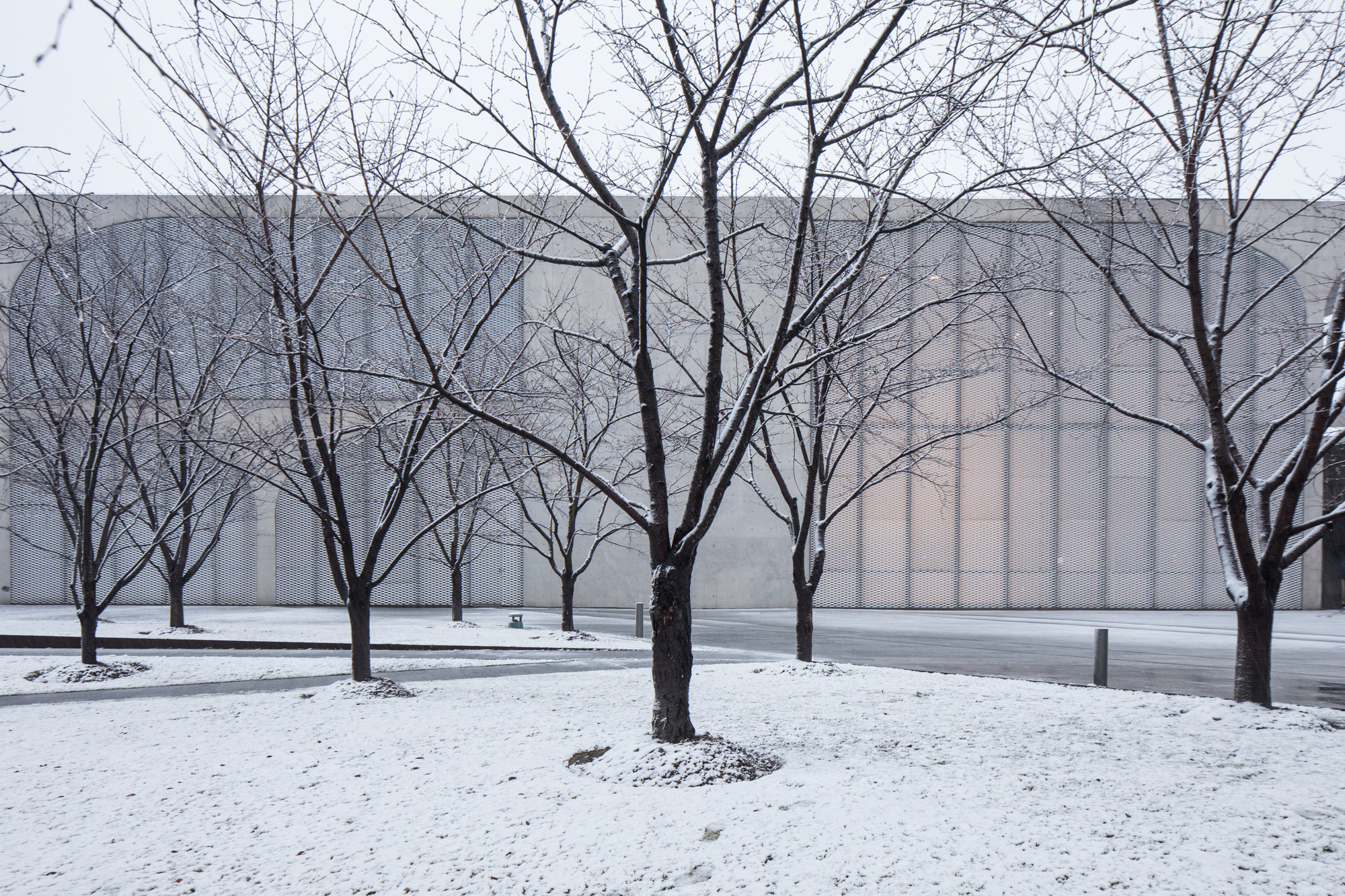 Liu Yichun, Chen Yifeng, Tian Fangfang. Long Museum West Bund, Shanghai, China. 2012–2013