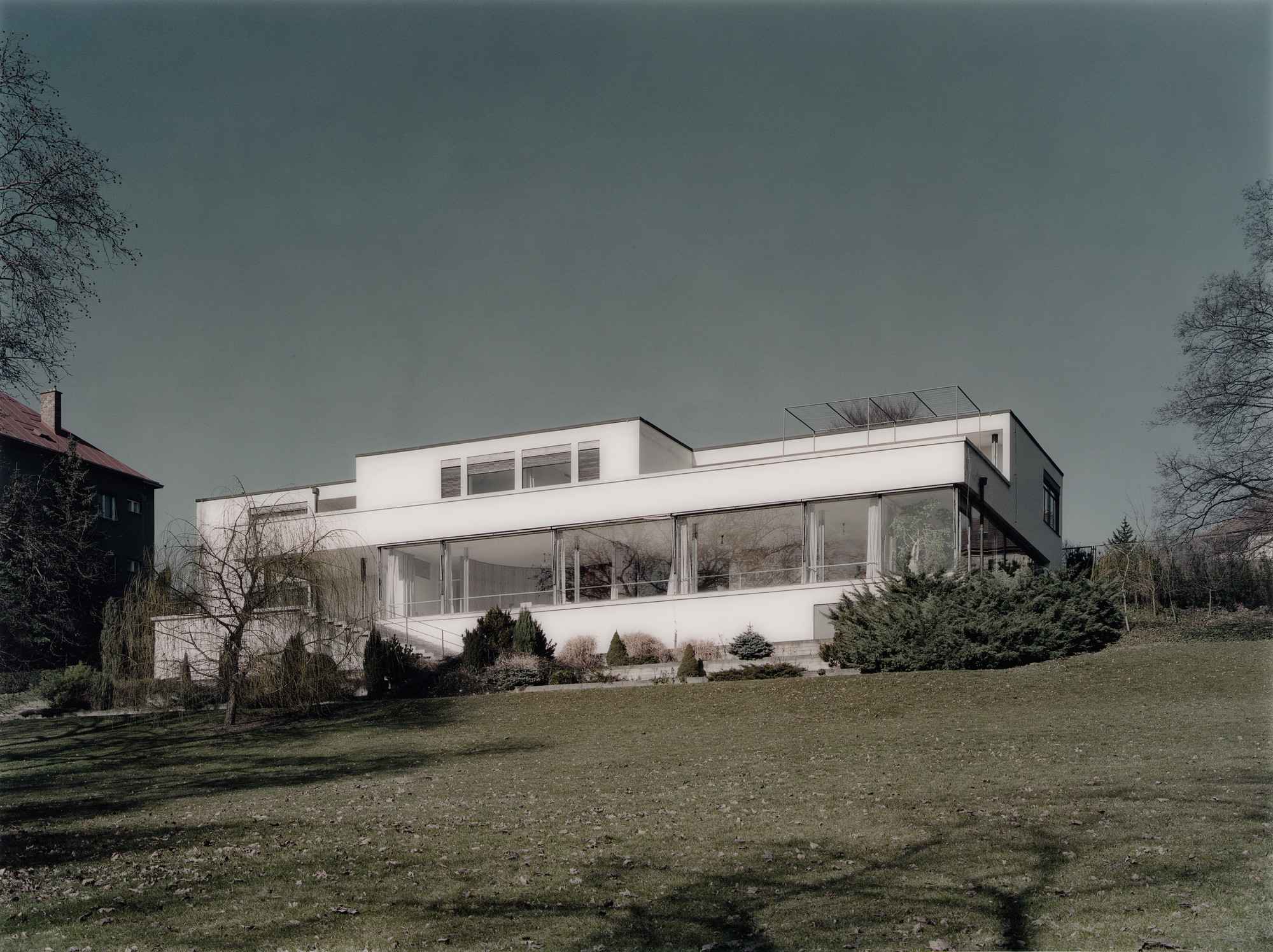 Thomas Ruff. h.t.b. 03. 1999 | MoMA