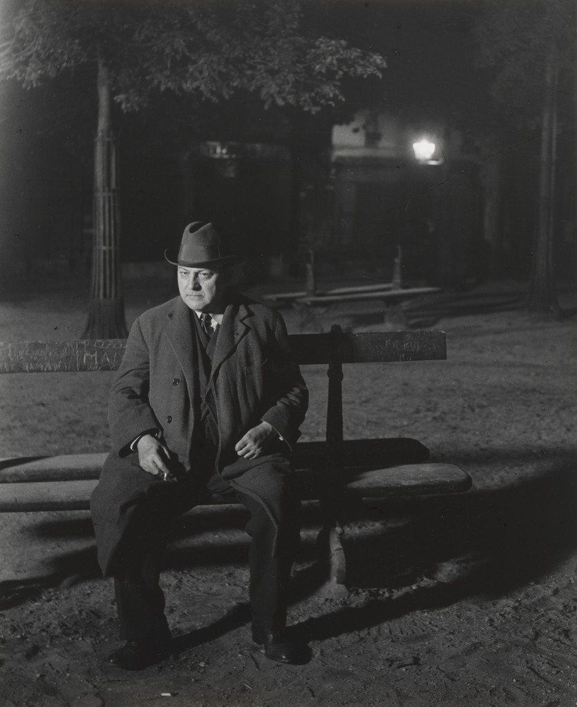 The Poet Léon-Paul Fargue, the "Pedestrian of Paris". (Le Piéton de Paris)