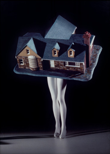 Laurie Simmons. Walking House. 1989