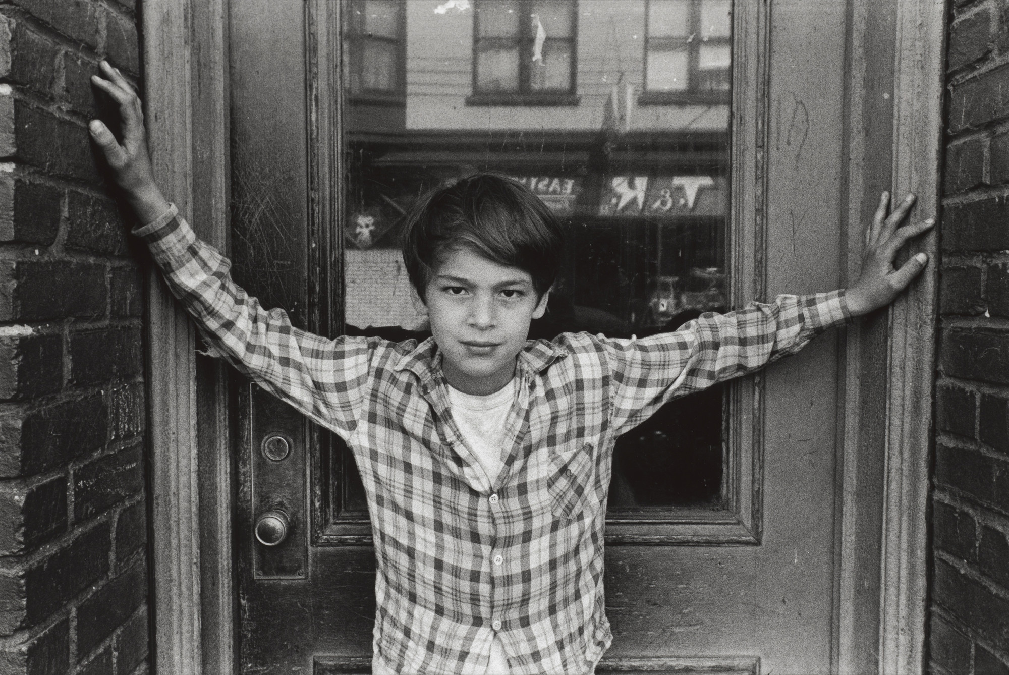 Mark Cohen. Boy in Doorway