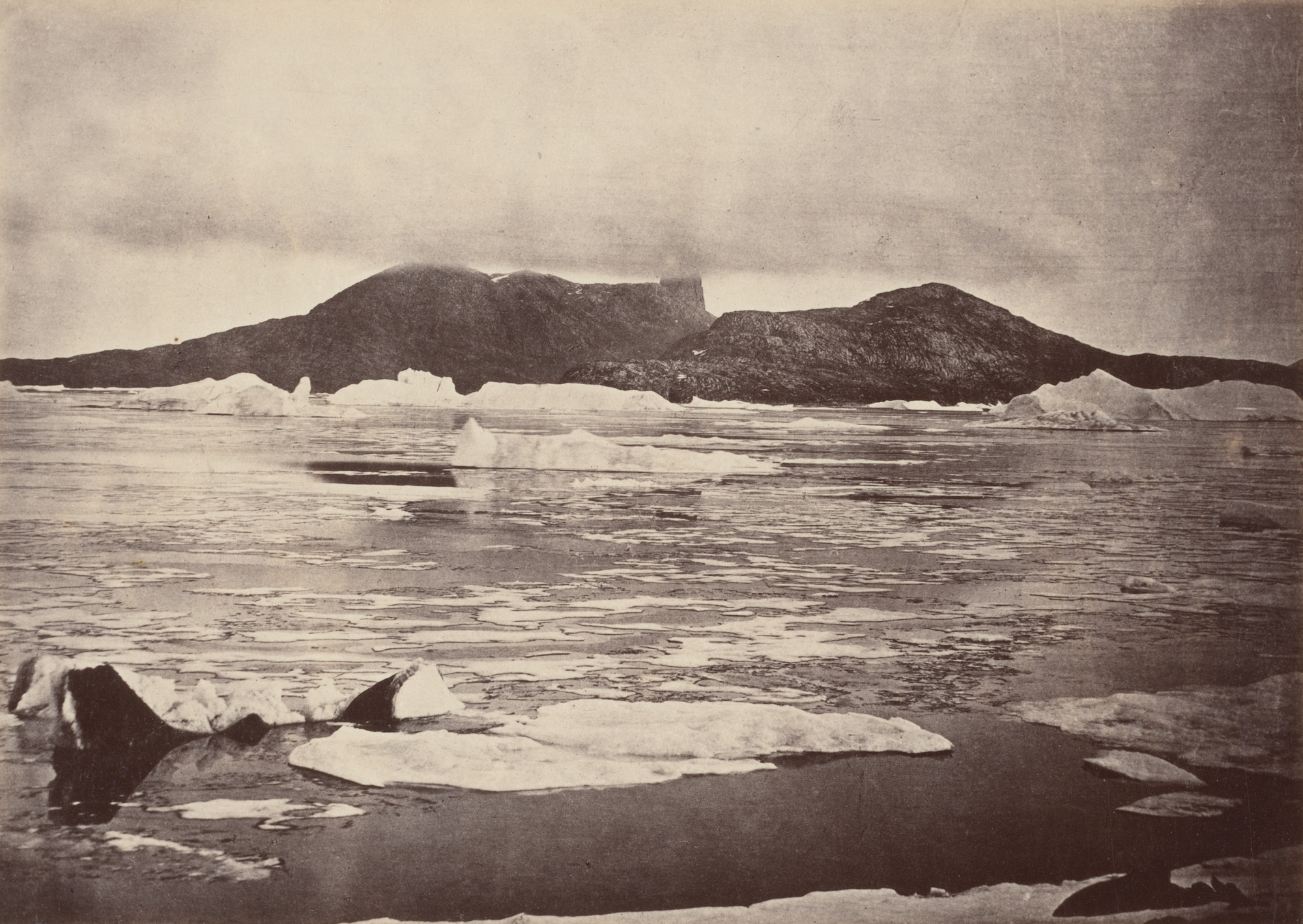 George P. Critcherson, John L. Dunmore, William Bradford. "The Devil's Thumb partially enveloped in a fog". 1869