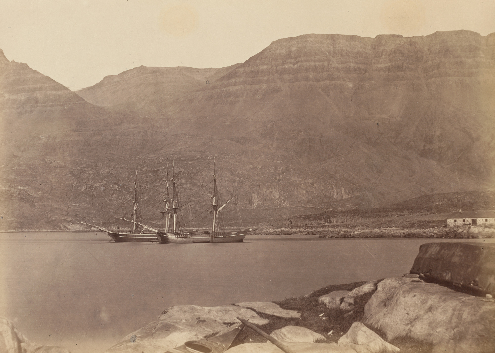 George P. Critcherson, John L. Dunmore, William Bradford. "The cliffs on the opposite side of the Harbour of Godhavn, three thousand three Hundred feet high",. 1869