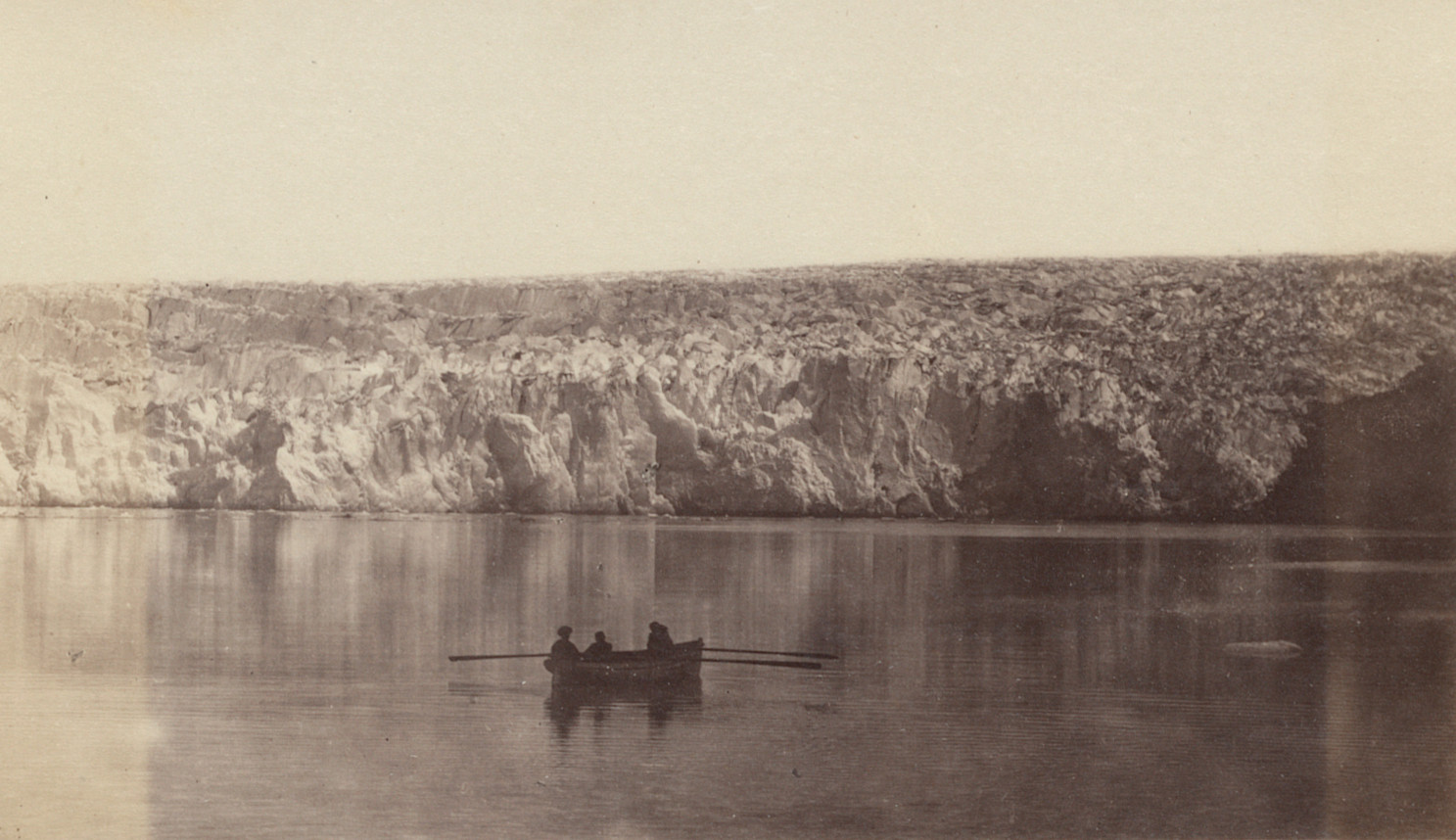 George P. Critcherson, John L. Dunmore, William Bradford. “The glacier as seen when sailing up the fiord”