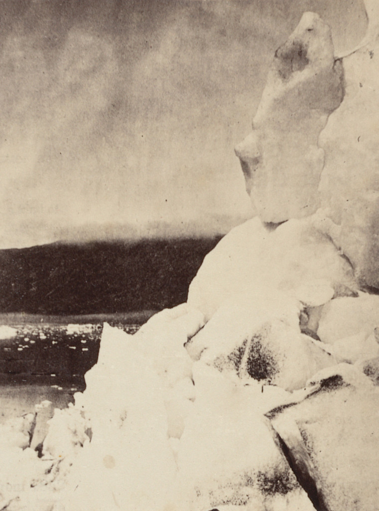 "Side view of the front of the glacier"