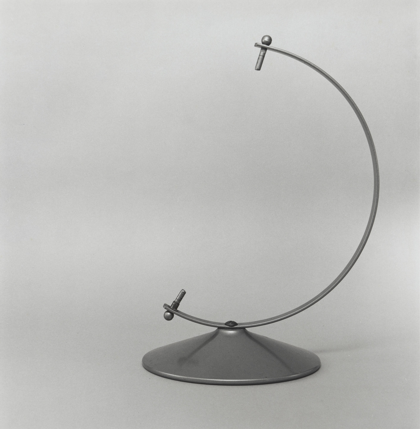 Claudio Perna, Abel Naím. El Eje del Mundo (The Axis of the World) from the series Objetos Inquietantes (Disquieting Objects). 1990