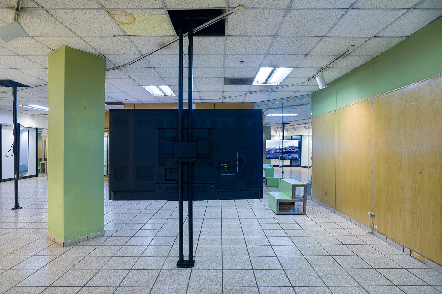 David Hartt. Interval. 2014