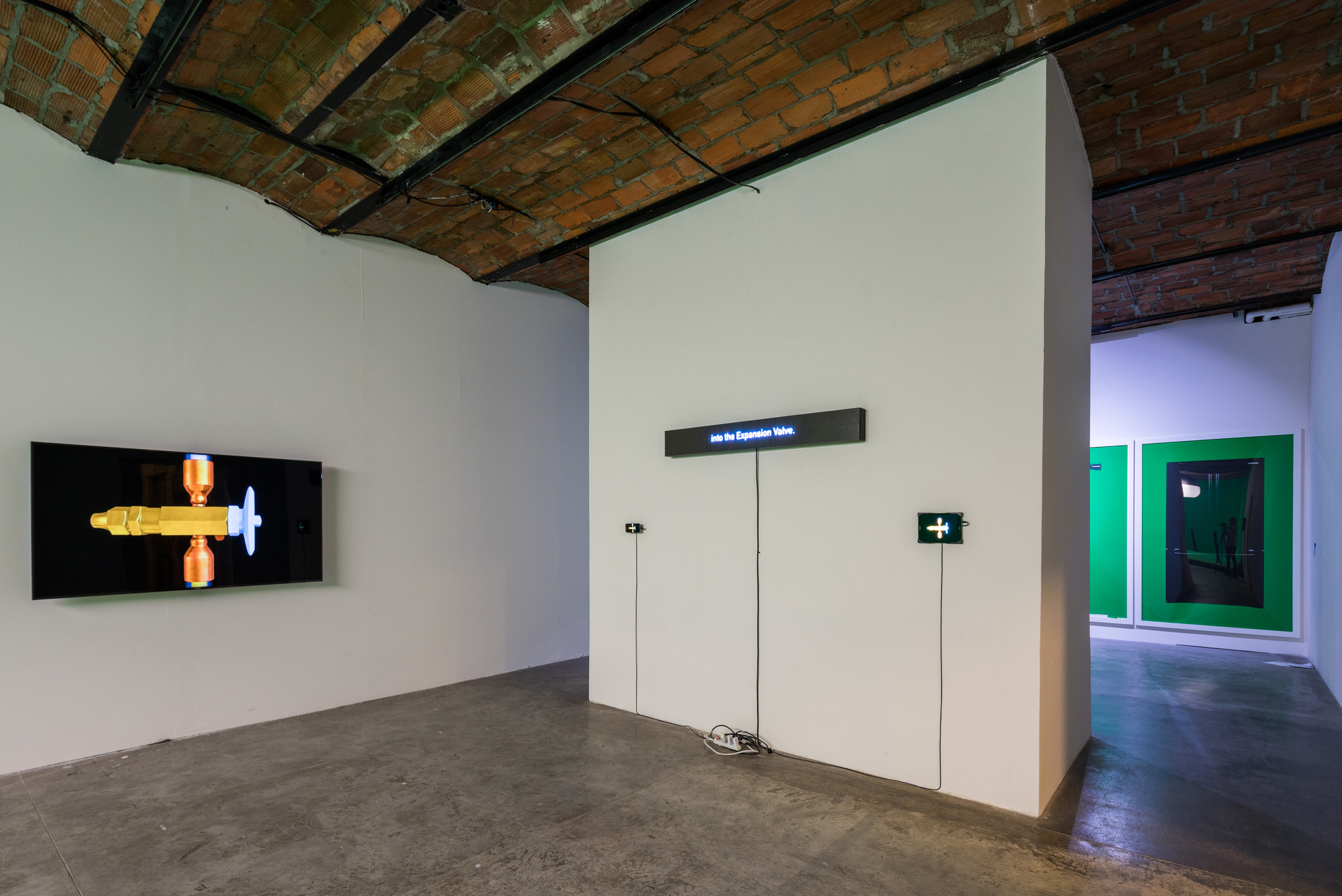 Mark Leckey. GreenScreenRefrigerator. 2010