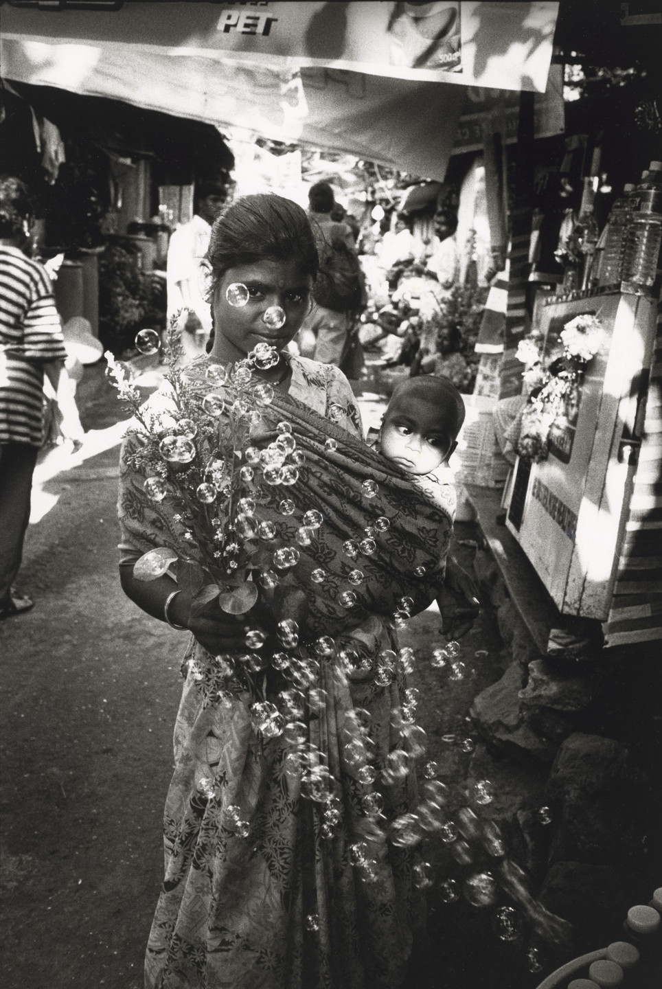 Ketaki Sheth. Mother and Child, Mount Mary Fair, Bandra. 2002