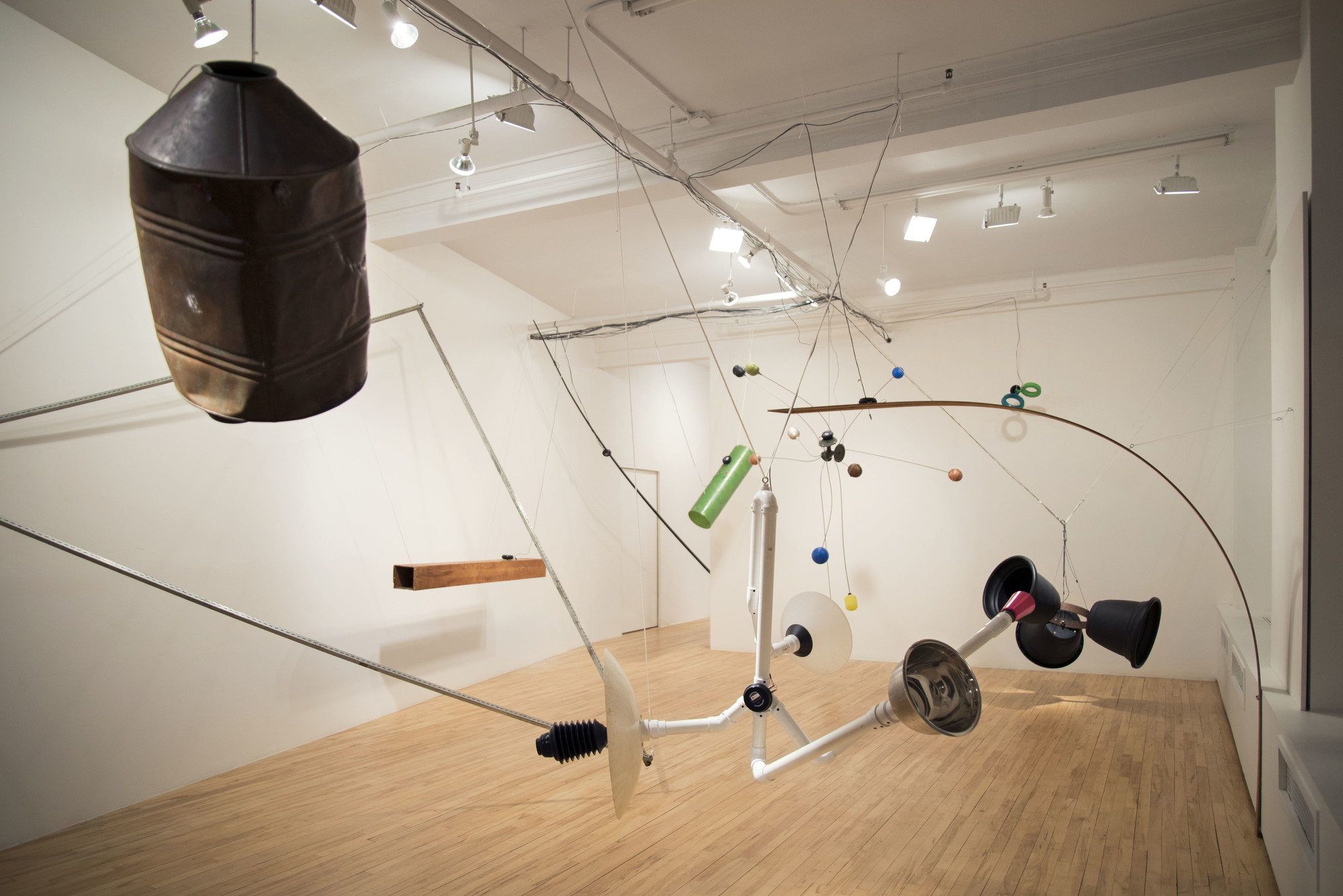 David Tudor, Composers Inside Electronics, Inc.. Rainforest V (variation 1). 1973/2015