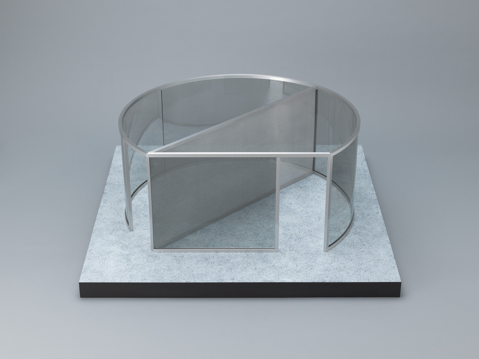 Dan Graham. Model for Child's Play. 2015