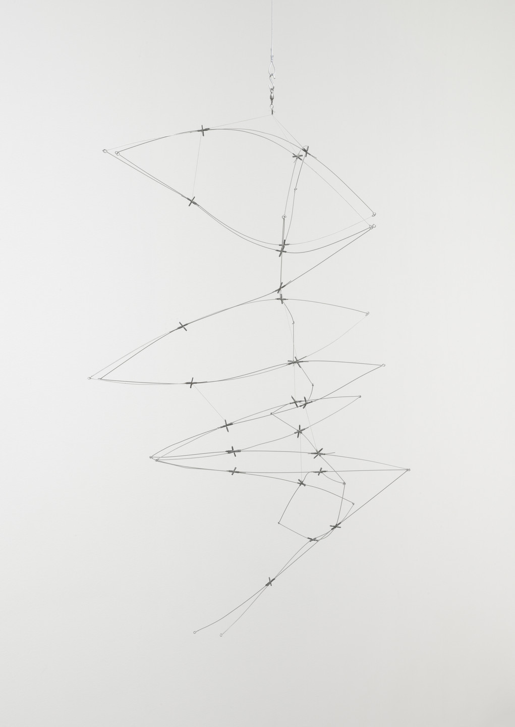 Gego (Gertrud Goldschmidt). Reticularea 1973-1976. 1975