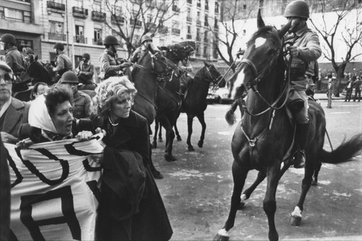 Lourdes Portillo. Las Madres: The Mothers of Plaza de Mayo