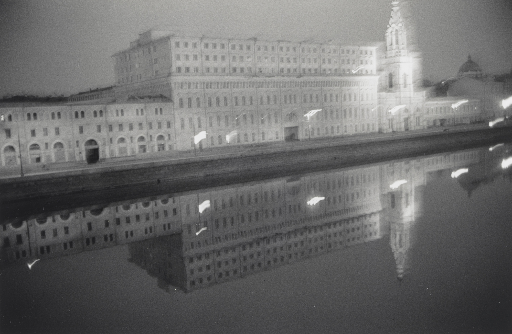 Mauro Restiffe. Russia (Moscow River)