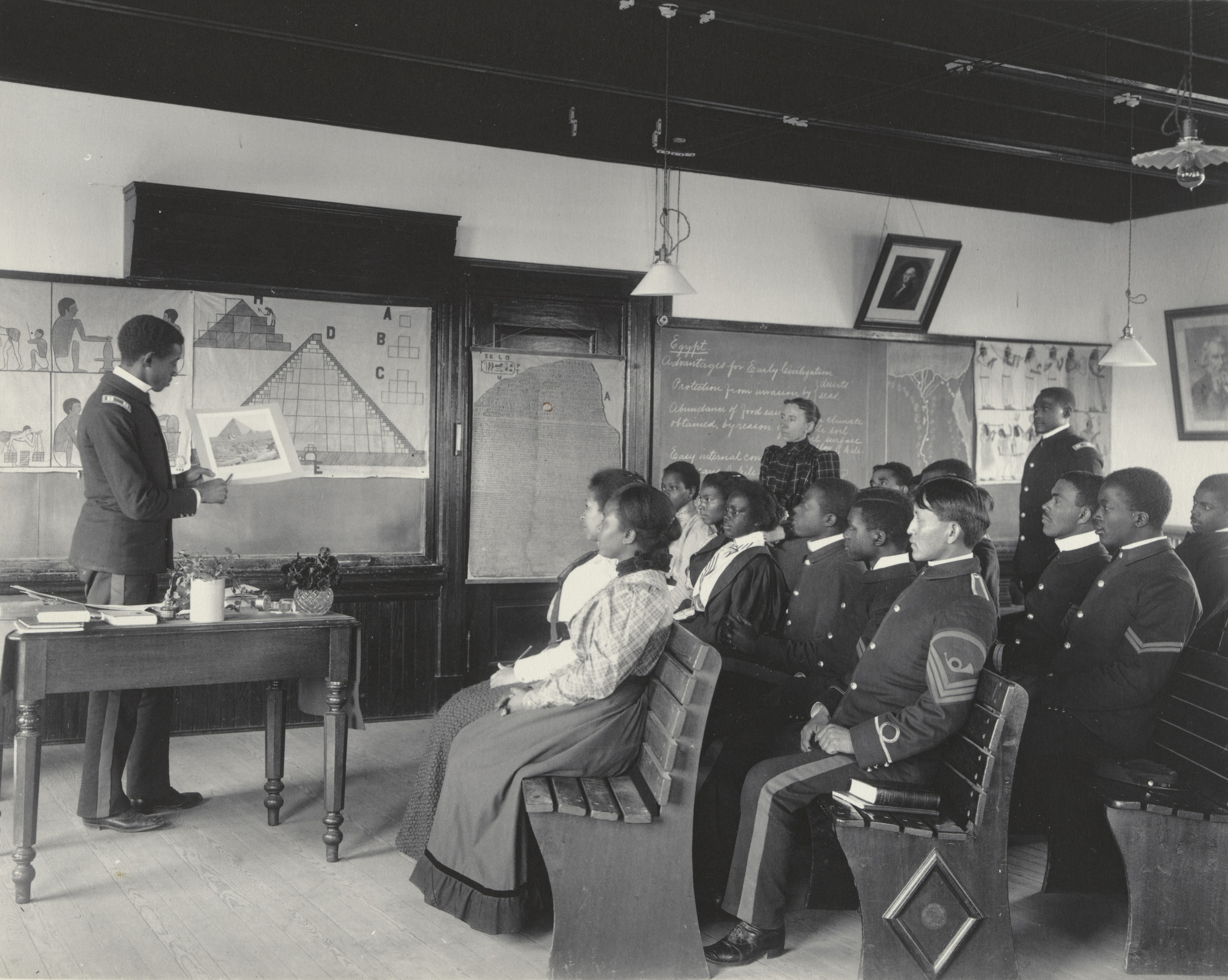 Frances Benjamin Johnston. History. Class in Ancient History. Seniors