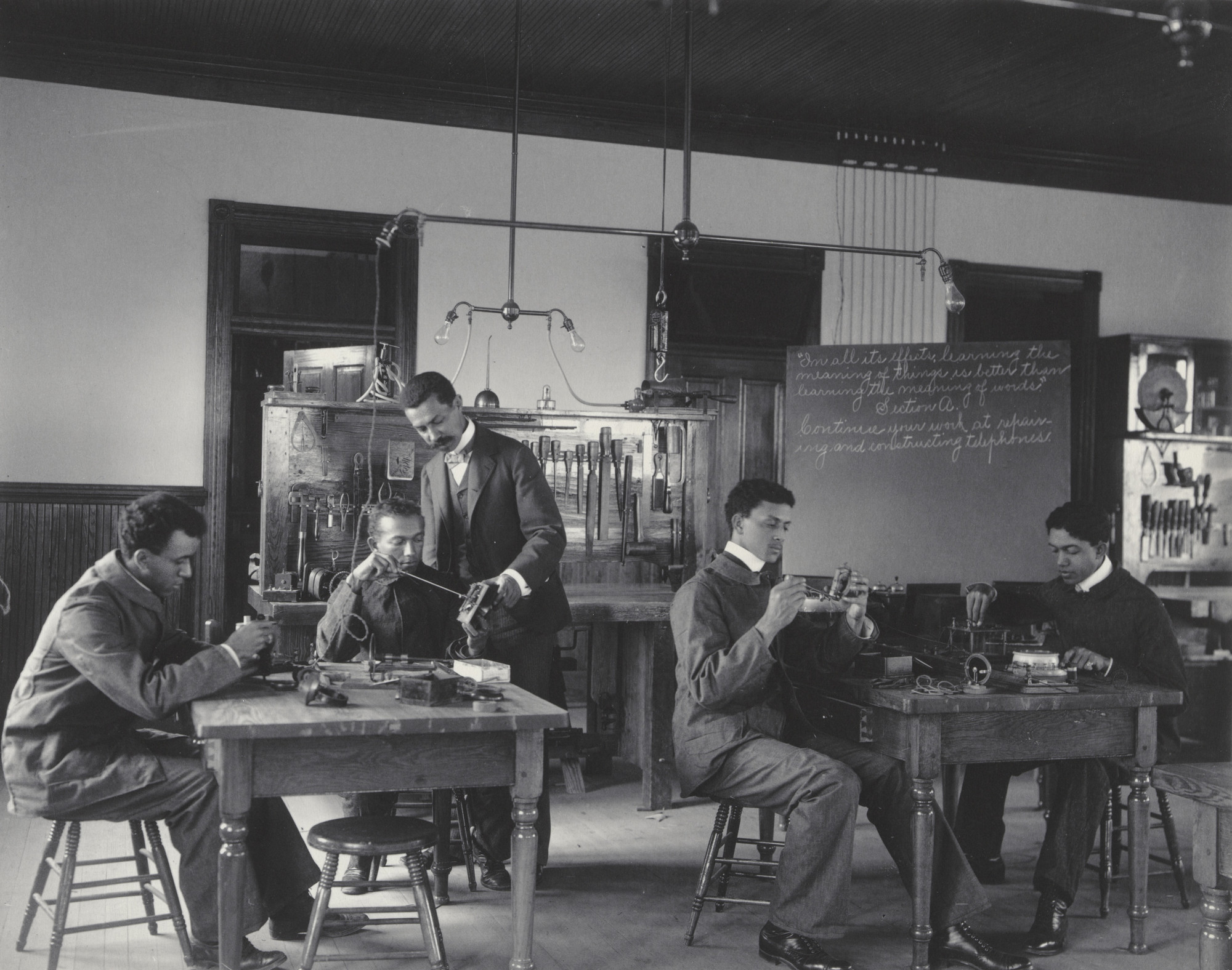 Frances Benjamin Johnston. Post-graduates in telephone construction