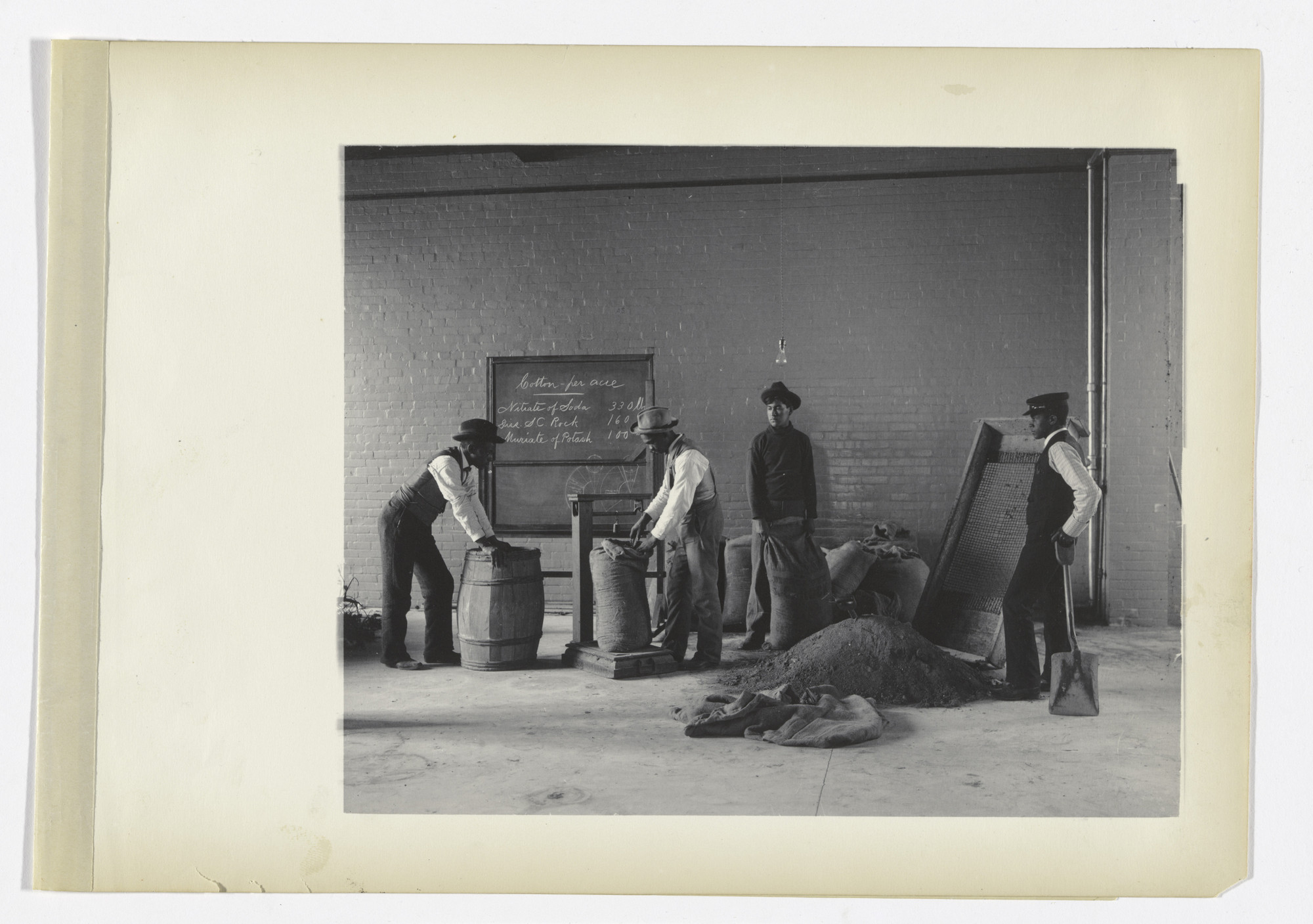 Frances Benjamin Johnston. Agriculture, Mixing Fertilizer, The Hampton Institute, Hampton, Virginia. 1899-1900