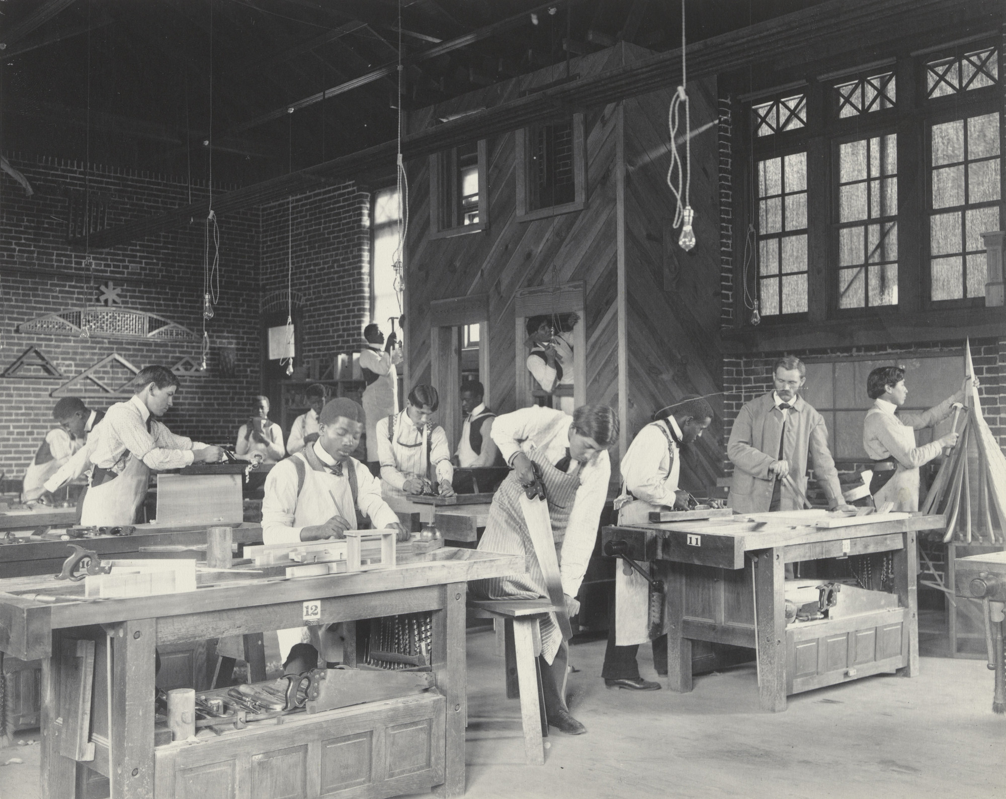Frances Benjamin Johnston. Trade School. A carpenter shop