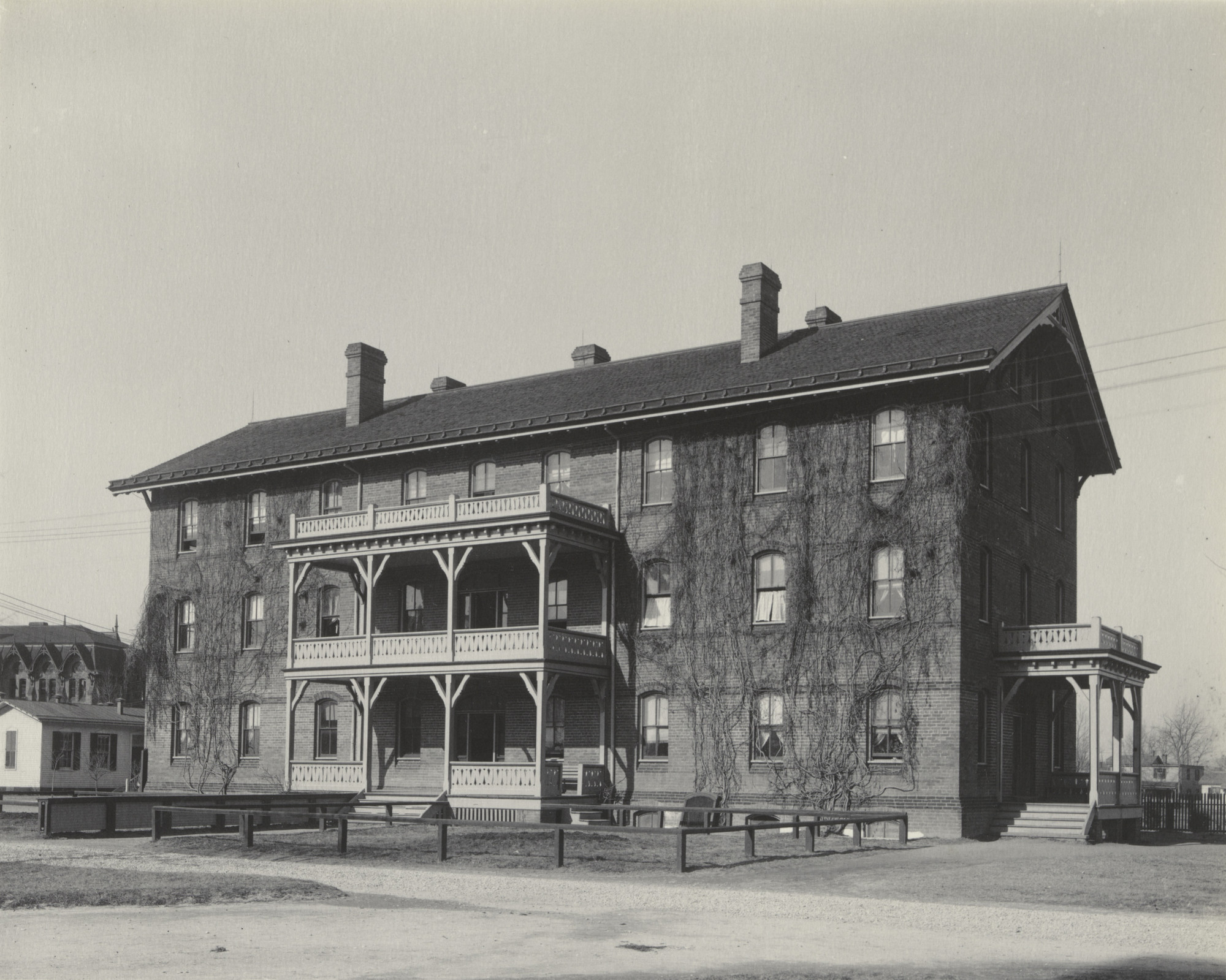 Frances Benjamin Johnston. The Wigwam. Dormitory for Indian boys