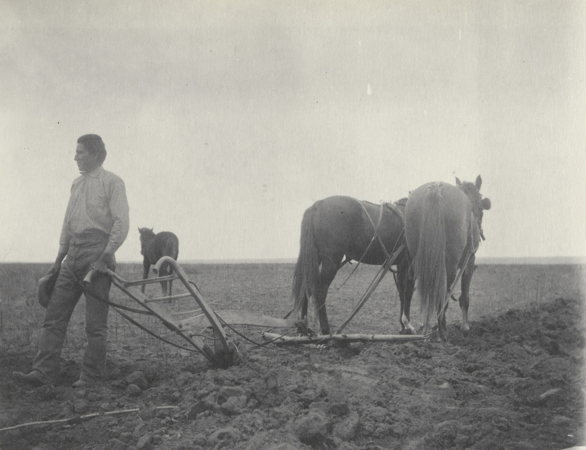 Frances Benjamin Johnston. Farms and homes of Hampton students. Indian