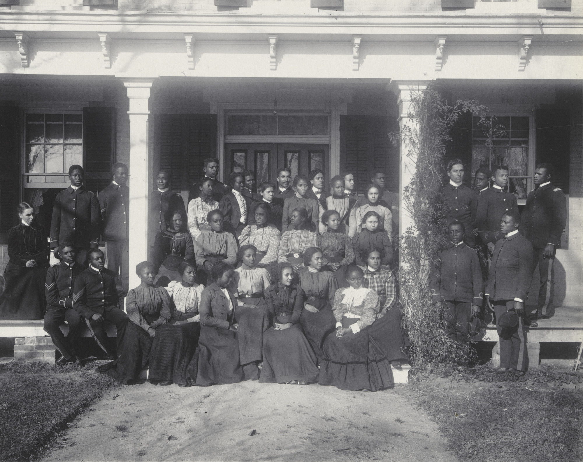 Frances Benjamin Johnston. The School Choir. 1900